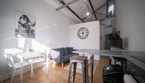 Train Station Apartments - Foto 3