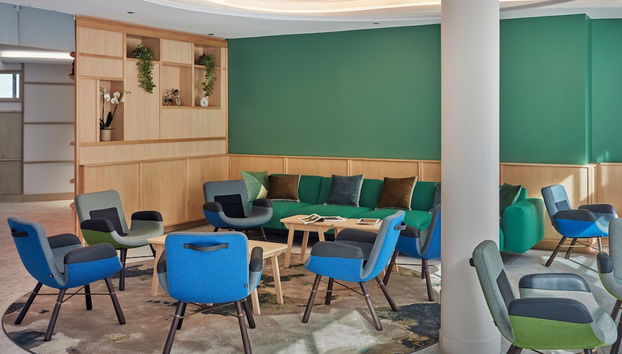 Coin salon dans le hall