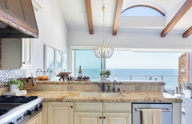 Malibu Beach House Bliss by Avantstay Beachfront + Private Beach Access - Foto 35
