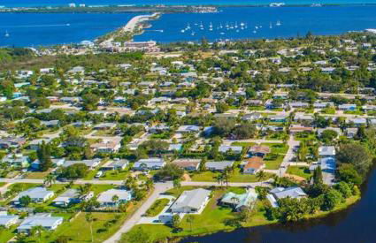 Mini Golf Course*Heated Saltwater Pool*Lakeview! - Foto 46