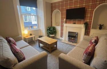 The TEVIOT in the centre of Melrose - Foto 1