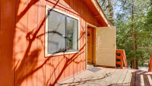 Across From Hiking Trails Woodsy Studio! - Foto 3