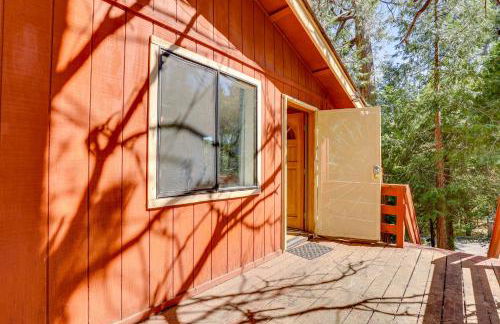 Across From Hiking Trails Woodsy Studio! - Foto 3