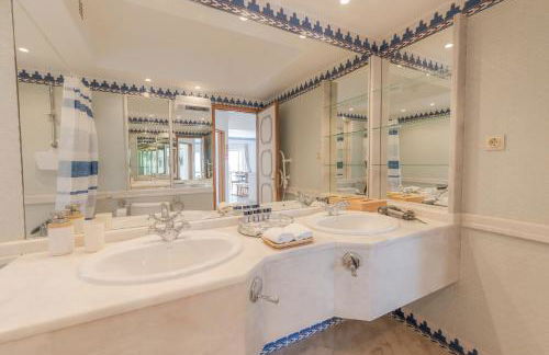 Ocean Vista Retreat with Beach & Pool Access by Drago Rentals - Foto 29