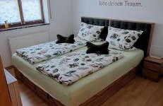 Ruhige Ferienwohnung Nussbaum mit kostenlosem Parkplatz ideal für Monteure, Geschäftsreisende, Paare & Durchreisende - Foto 8