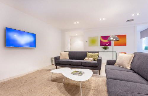 Estilo y Confort en el Corazón de Salamanca - Foto 8