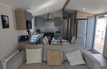 Modern Spacious Willerby Malton Caravan at Durdle Door Holiday Park, Close to Iconic Durdle Door & Lulworth Cove - Foto 13