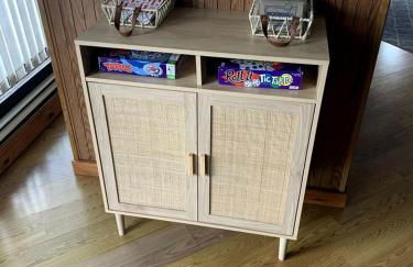 Stunning Cabin Getaway Perfect for Large Groups Situated in Boyne Falls, Michigan - Photo 17