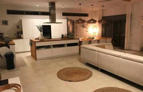 Villa Estée, luxury villa with private infinity pool and jacuzzi - Foto 51