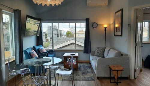 Alki Beach Cottage, NEW, 2 bedrooms, 2 bathrooms, near beach, AC, WD, Parking - Foto 5