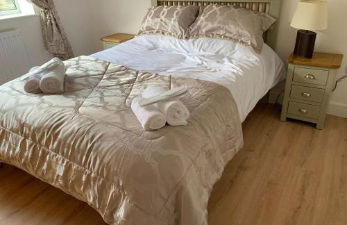 Vale View - Sleeps 6 - Pets Ok - Garden - Parking - Photo 44