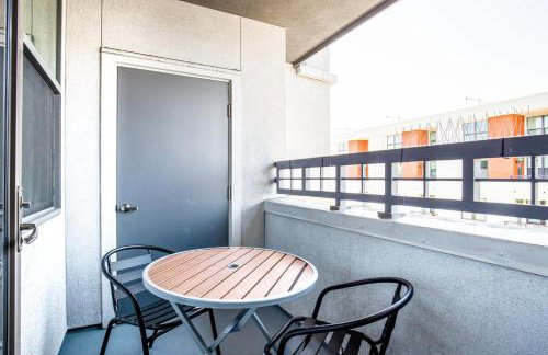 Redwood City 2BR w WD Pool BBQ nr Caltrain SFO-506 - Foto 4