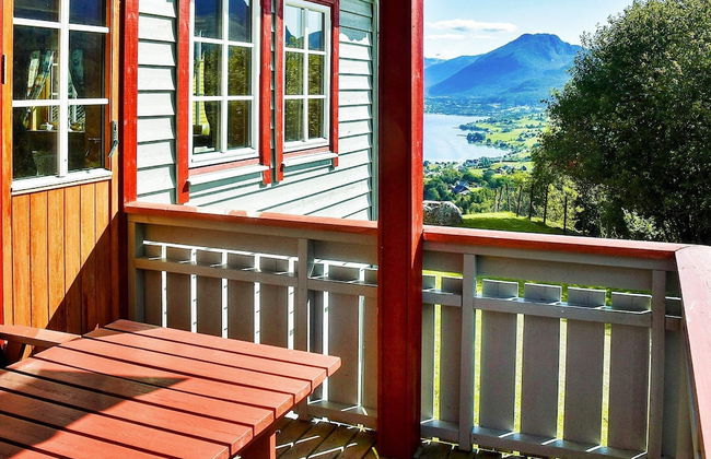 7 Person Holiday Home in Sandane - Foto 39