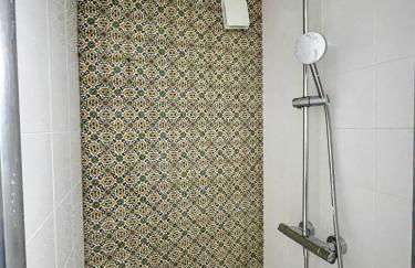 BnGo I Le Spacieux I 12 personnes, 5 chambres, 2 salle de bain, parking privé, WC séparé, Wifi - Foto 46