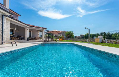 Amazing design villa Aeris with private pool, high level of privacy - WiiBuk - Foto 4