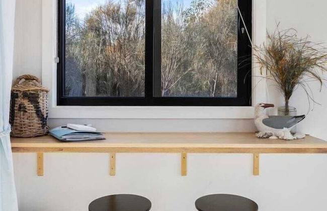 Flotsam Studio Accommodation - Photo 4