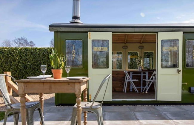 Unique Comfy Remodelled Railway Carriage - Foto 8