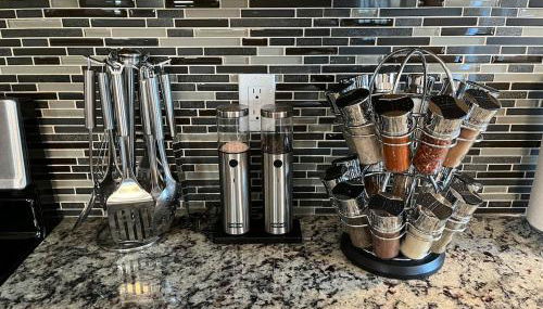 Spacious 4BR Retreat-Lush Garden - Foto 3