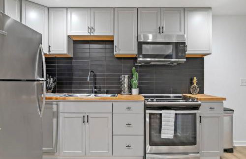 Comfy 2 bedroom w Free Parking - Foto 20