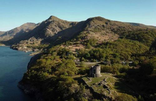 Perfect for Snowdon. Groups, families+dogs welcome - Photo 48