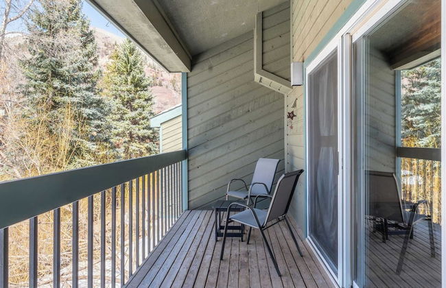 Riverside Condos C102 by Avantstay Condo Close To Downtown, Town Park & Ski Lift #8 - Foto 6