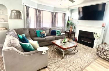 Cozy Home By University Circle VA,CC & Museum - Foto 1