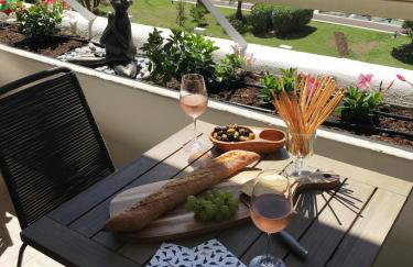 French Riviera Condo 4 Rent in Marina Baie des Anges - Foto 3