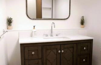 Whole House Aurora View with Hot tub, Sauna and AC - Photo 22