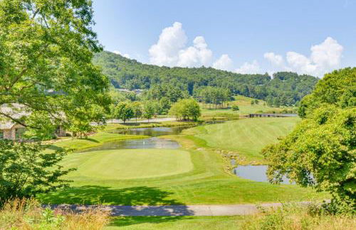 Tee Off in the Mtns Sky Valley Condo with View! - Foto 1
