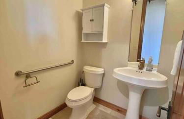 Luxury home w a View- biking and hiking near - Foto 39