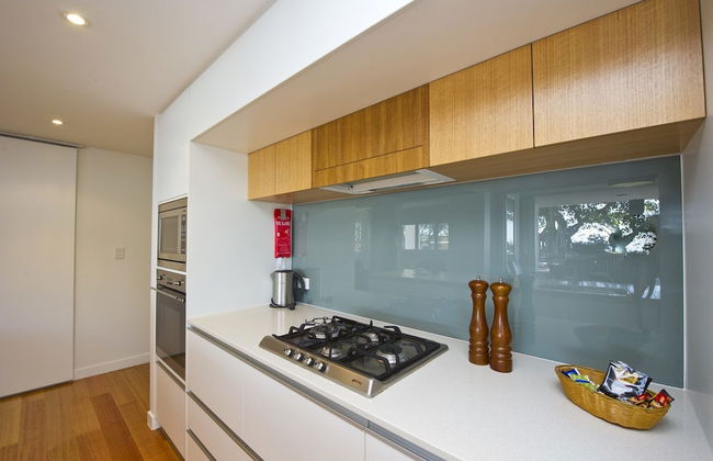 Maggies Beachfront Apt. 1 - Photo 6