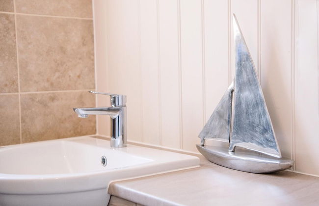 Shallow End, Orford - Photo 8