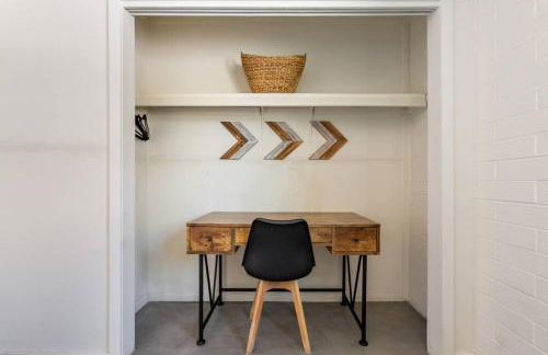 2BR 6 Min to UofA BBQ, Sunshine & Cozy Vibes! - Foto 18