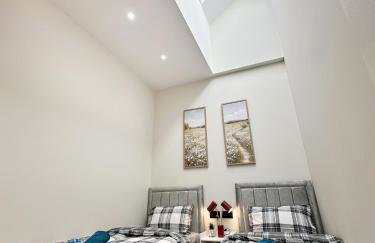 Claude House South Lanarkshire - Photo 11