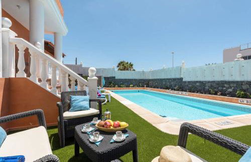 Villa Naranja with private heated pool, sea views, air conditioning, terrace, ITV and BBC channels, Wifi - Foto 17
