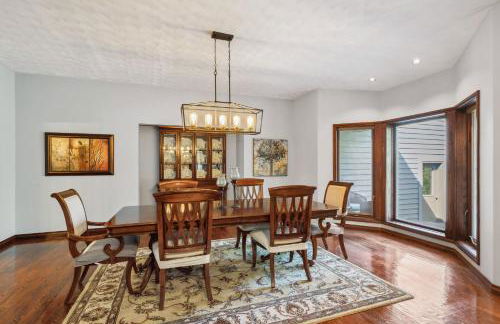 Great Group Getaway: Games Galore + Outdoor Oasis - Foto 48