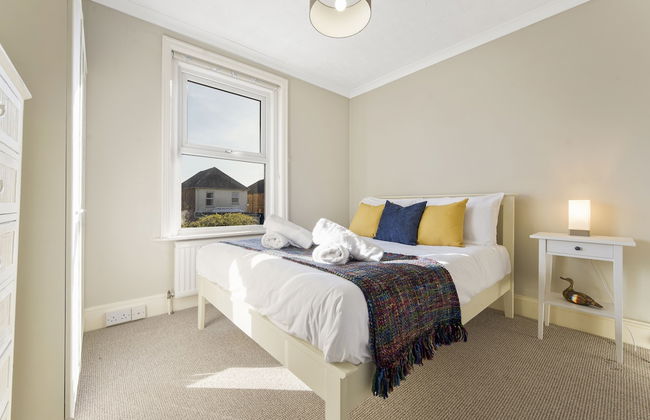 Family Friendly 3BR House w garden BBQ - Foto 3