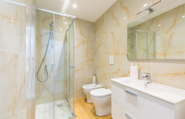 White Blue Apartment at Sanit - Foto 25