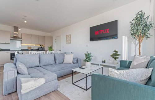 Luxury Penthouse Wembley Stadium Sleeps 10 and Parking - Foto 32