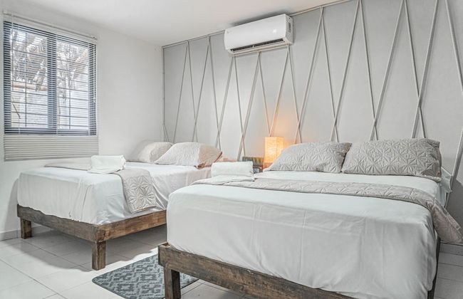 Pako Stays Downtown - Cancún Centro Luxe Suites - Photo 2