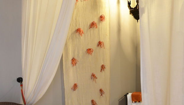 Magnificent Riad Beautiful Communal Swimming Pool - by Feelluxuryholidays - Foto 3, Habitación