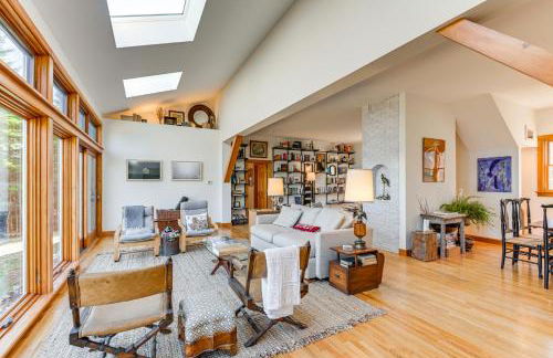 Chic Addison Home with Fire Pit on 8 Private Acres! - Photo 6