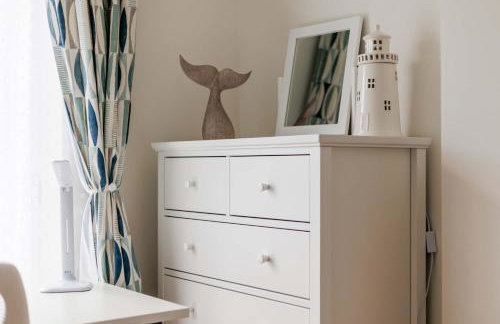 Spinnaker House-with Tesla Electric Charging Point - Foto 17