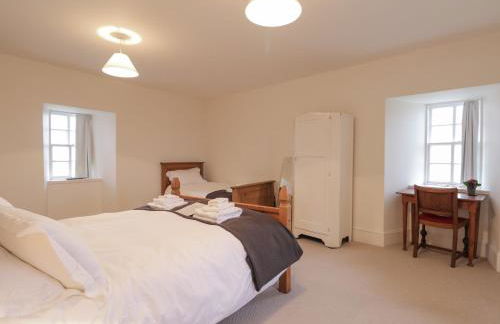 Freswick Castle - Photo 35