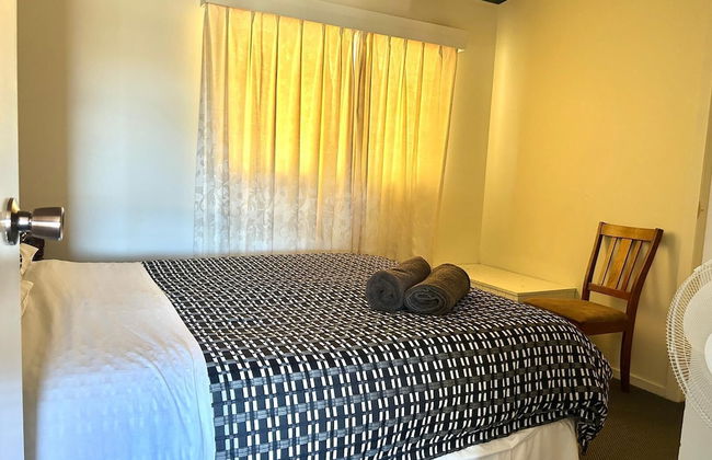 The Black Sparrow - Photo 15