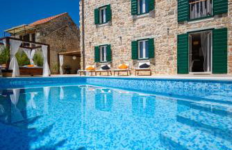 Humac Infinity Vero Apartments - Photo 2