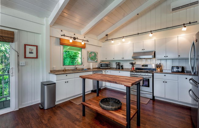 Hale Naninoa 5 Bedroom Home by RedAwning - Photo 13