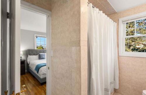 Hot Tub, Electric Bikes, Solo Stove, Projector, Smores - Foto 48