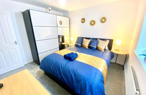 4 Bed House with Driveway Parking for 2 Cars - Rugby - Sleeps 10! Perfect for groups! - Foto 7