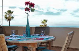 AMAZING FRONTAL BEACH APARTMENT #Traveller's Awards2023 - Foto 5